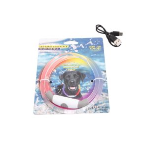 Világító nyakörv biztonságos éjszakai sétákhoz